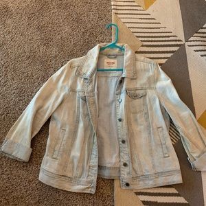 Light wash jean jacket